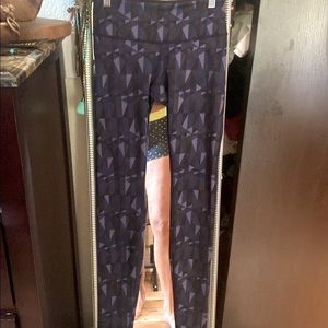 Lululemon wonder under tights